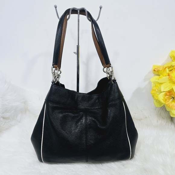 Coach Black Leather Shoulder Bag - Picture 3 of 16